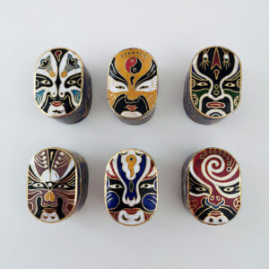 Lot de 6 petites boites en émail cloisonné, masques de l'opéra de Pékin - Chine