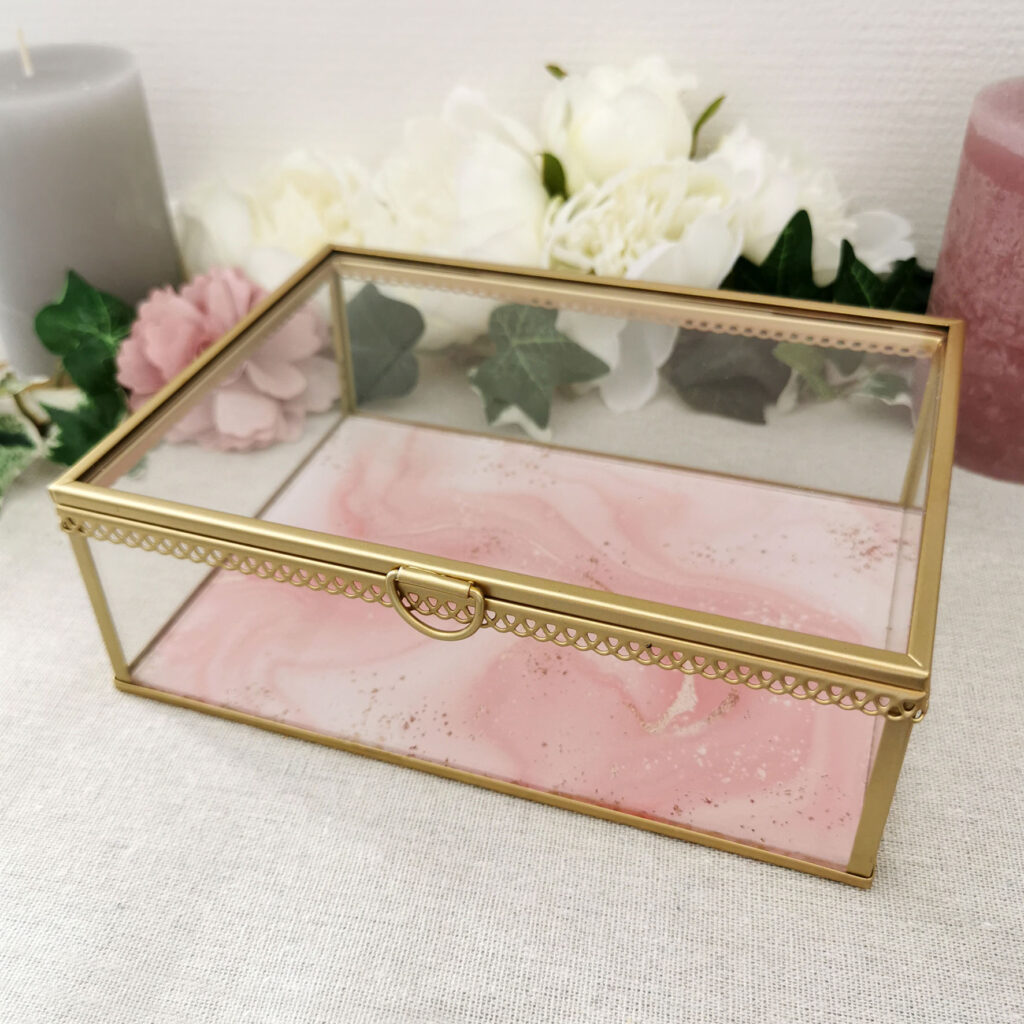 Boite à bijoux en verre avec cadre doré - Modèle unique personnalisé