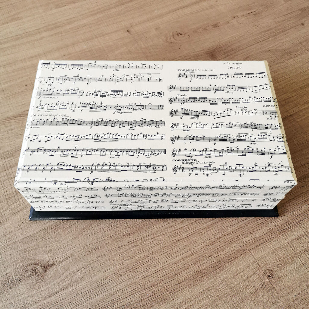 Boite à papier à lettres vintage ROSSI avec partitions musicales, papeterie italienne années 90