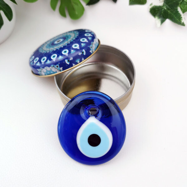 Petite boite en métal - Motif œil porte-bonheur et pendentif en verre - Inspiration grecque – Image 5