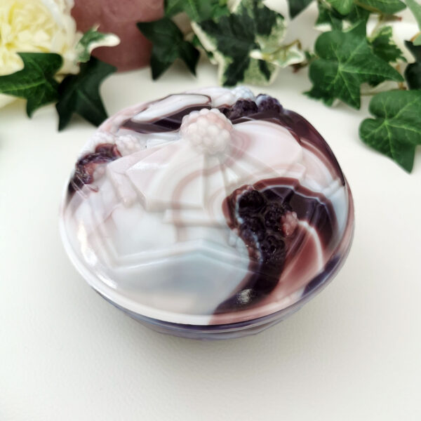 Boîte ancienne en verre opalin marbré violet (années 30-50) – Image 2
