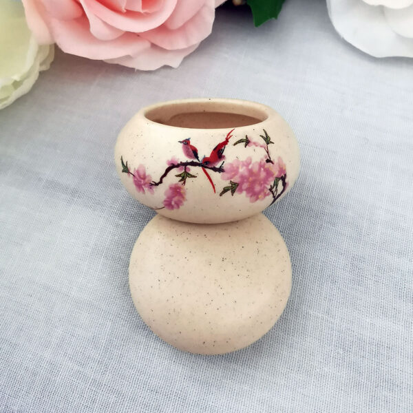 Mini-boite en céramique - Oiseaux rouges et fleurs de cerisier – Image 2
