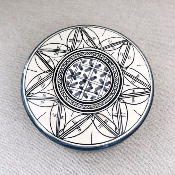 Boite ronde en porcelaine émaillée – Décor bleu nuit graphique – Image 3