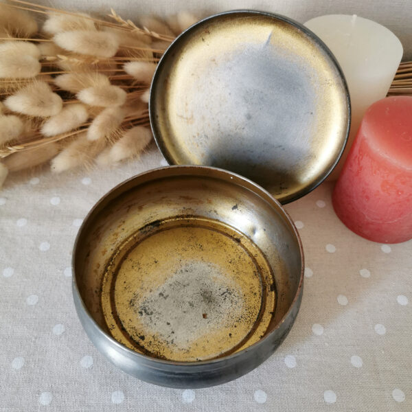 Boite en métal vintage à fleur orange - charme rétro à l’état brut (Années 60/80) – Image 3