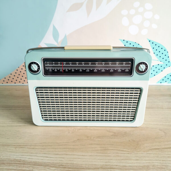 Boîte métal "Radio rétro" avec poignée et cadran