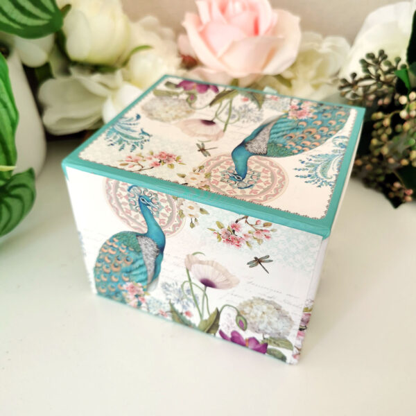 Petite boite à bijoux en carton décor paon et fleurs – avec miroir cœur et tiroir – Image 2